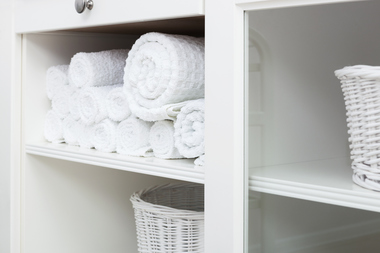 Smart Towel Storage Ideas to Maximize Bathroom Space and Style